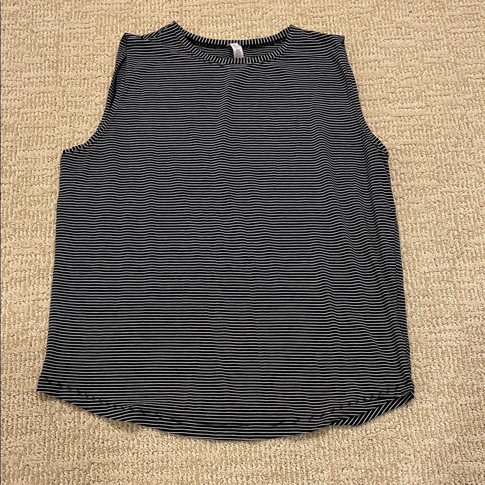 EUC Love tank from Lululemon - size 8 black/white striped